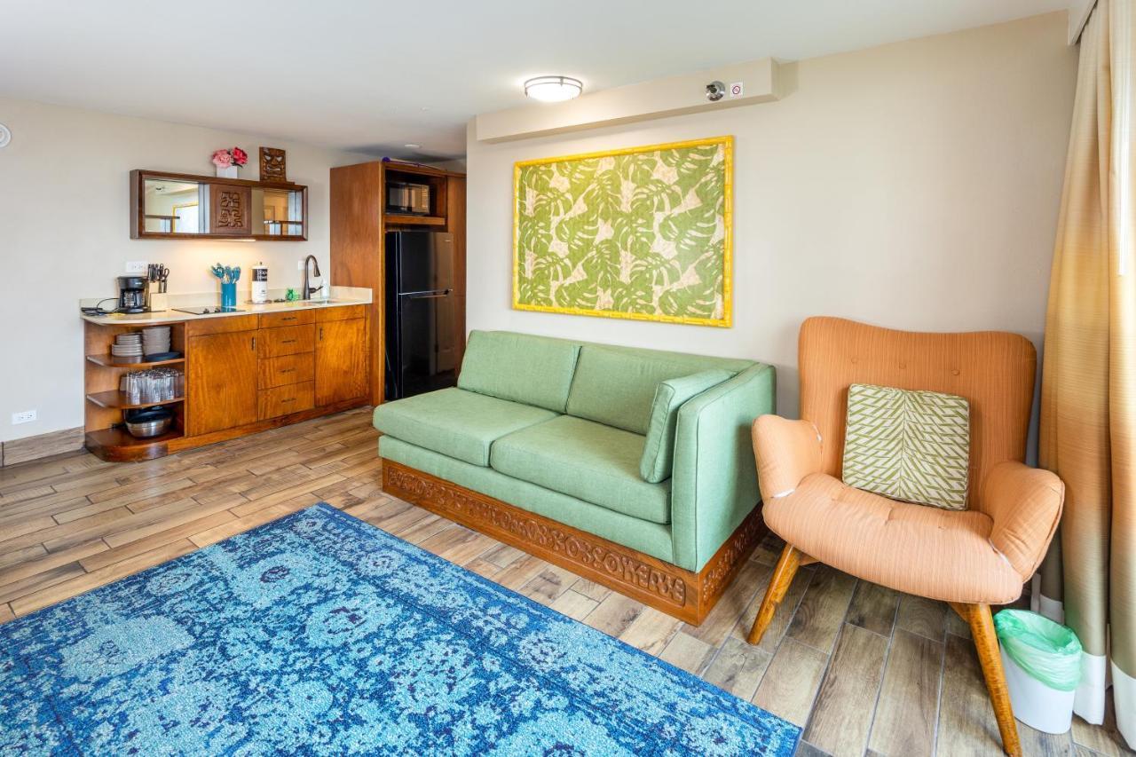 Gorgeous One Bedroom Bamboo Blocks From The Beach Honolulu Ngoại thất bức ảnh
